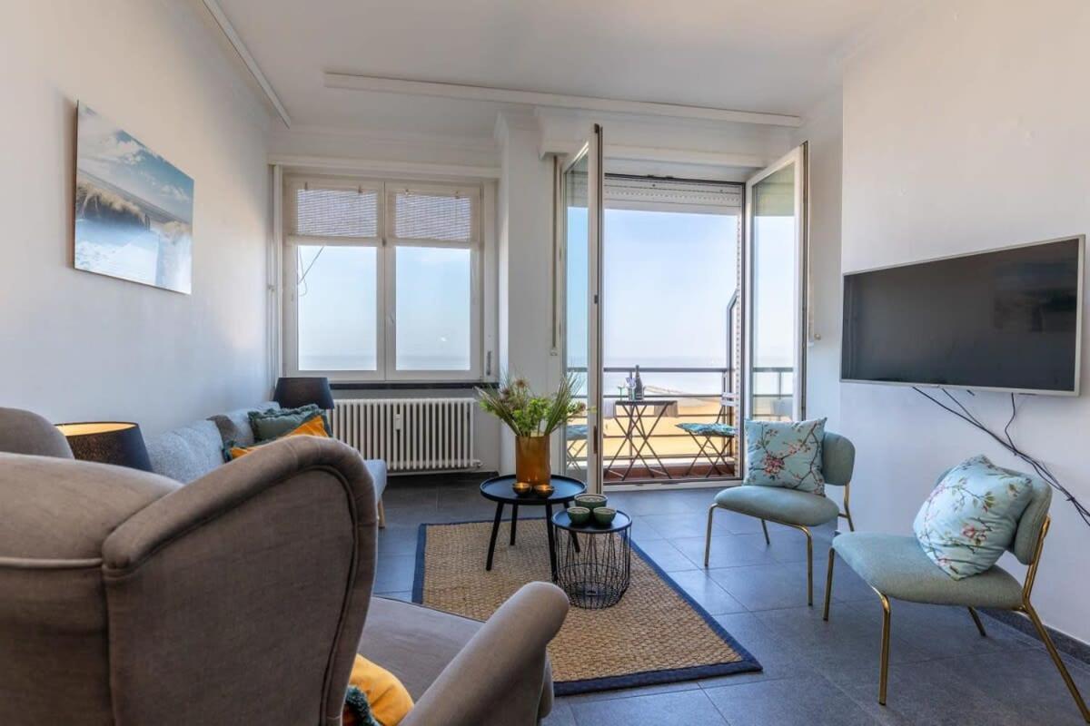 Huswell - Beautiful Spacious Studio With Frontal Sea View Knokke-Heist Dış mekan fotoğraf