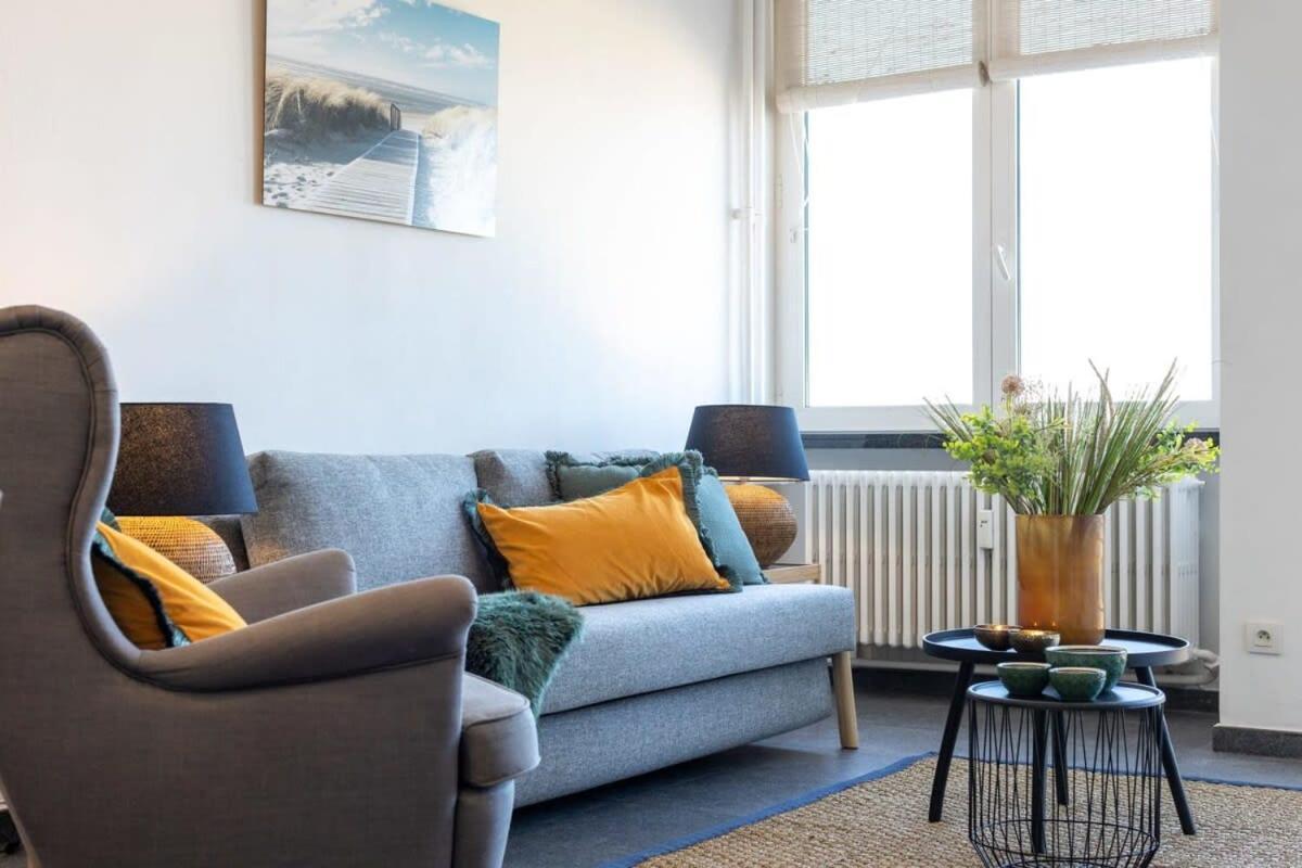 Huswell - Beautiful Spacious Studio With Frontal Sea View Knokke-Heist Dış mekan fotoğraf
